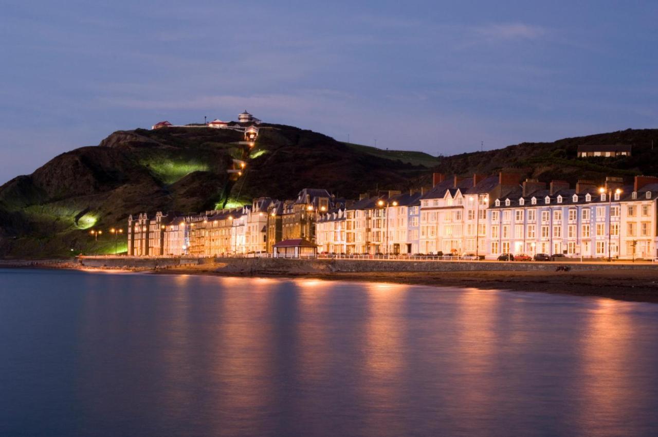 Aparthotel No 46 Marine Terrace à Aberystwyth Extérieur photo